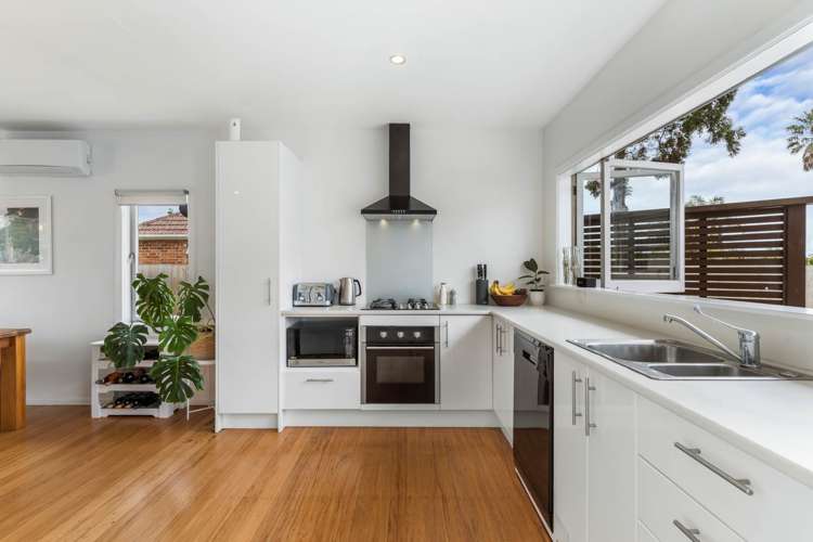 38 Tamatea Avenue Point England_5