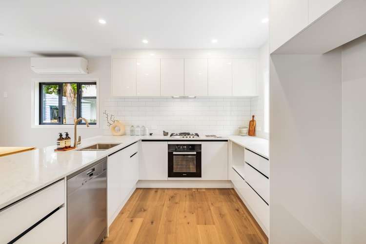 37 Peary Road Mount Eden_2