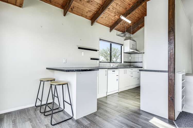198 & 198A Mahoe Street Melville_16
