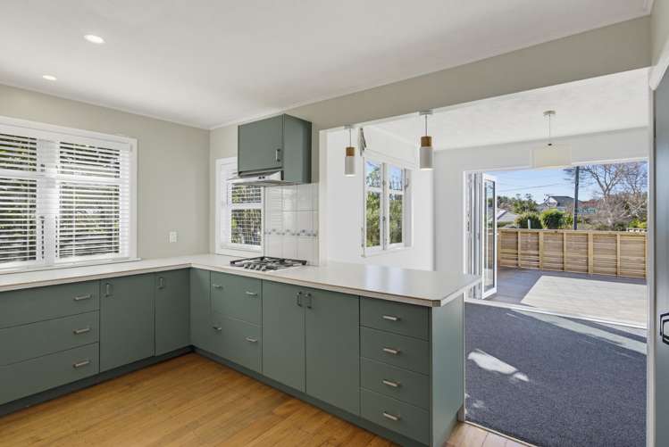 23 Tui Road Raumati Beach_15