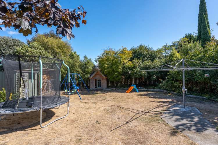 184 High Street South Carterton_12