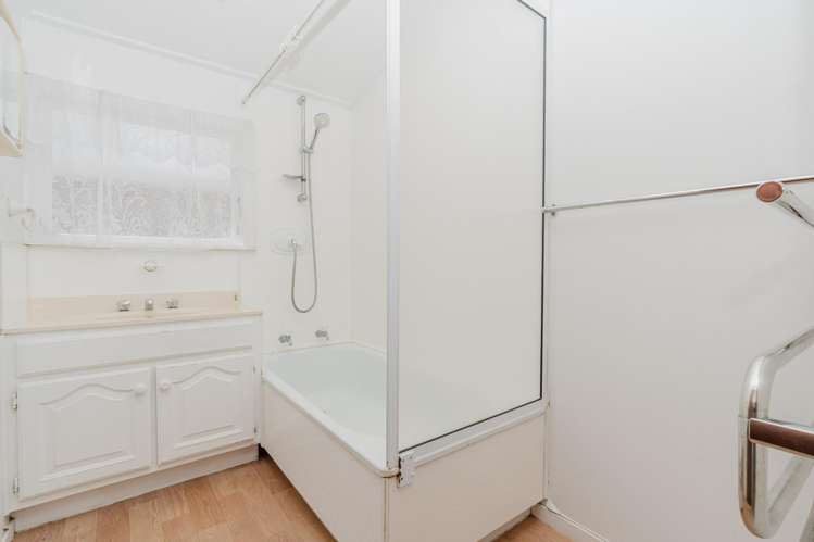 264 Clyde Street Hamilton East_18