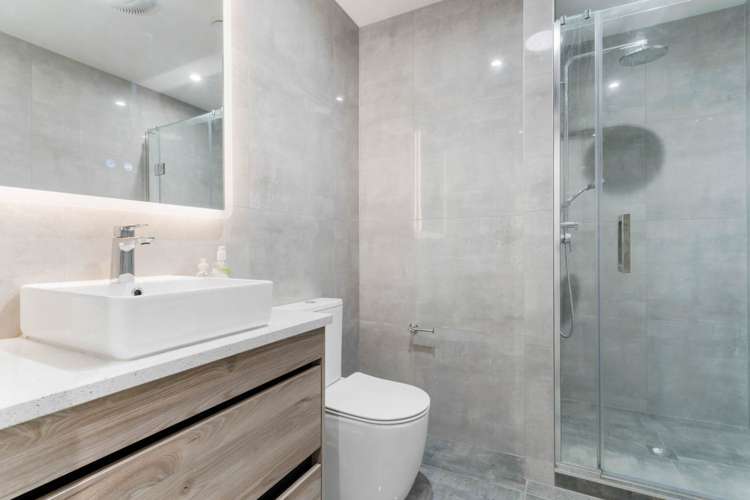82 Joseph Street Flat Bush_15