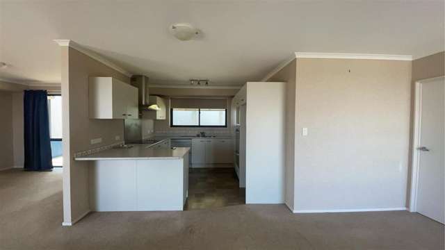 5 Moeatoa Lane Baylys Beach_2