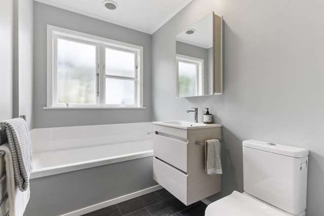 4 Arapiko Street Johnsonville_4