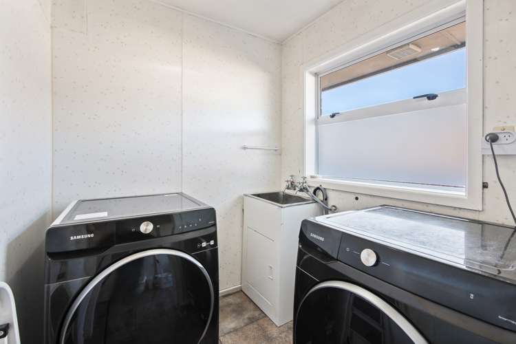 2 Warblington Street Aranui_12