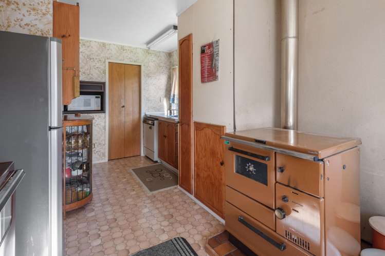 3118 Russell Road_4