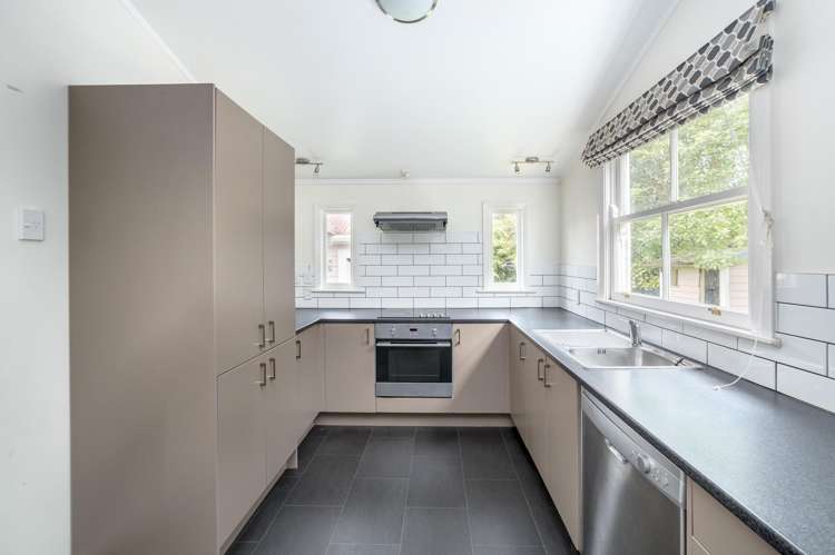 6 Hayward Street Featherston_10