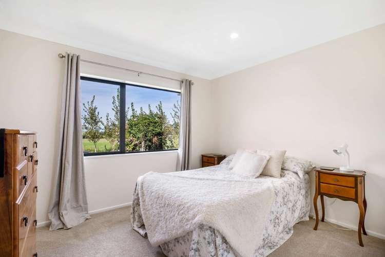 6 Armstrong Way Waiuku_8