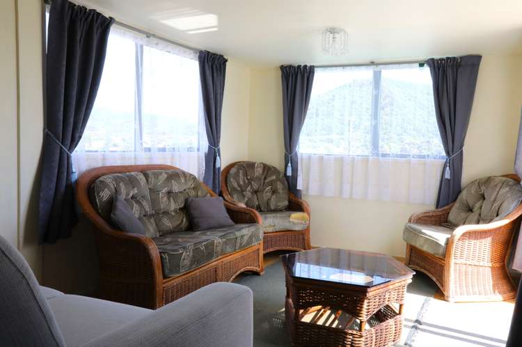 246 Waikawa Road Waikawa_18