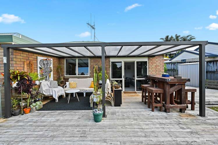 25 Pointon Glade Grandview Heights_15