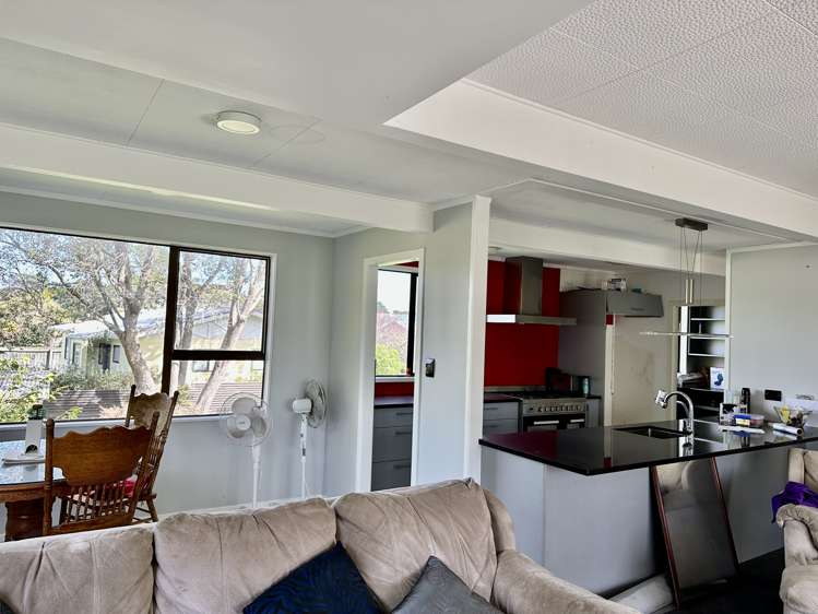 21 Lake Road Awanui_12