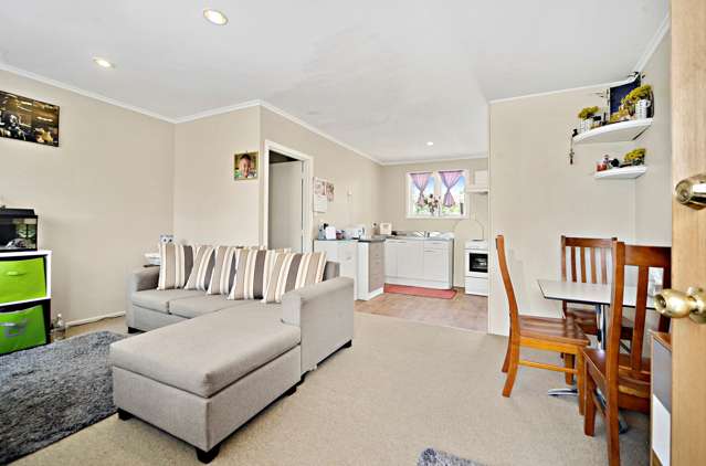 2/50 Blockhouse Bay Road Avondale_2