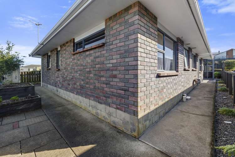 14 Sandel Rise Merrilands_21