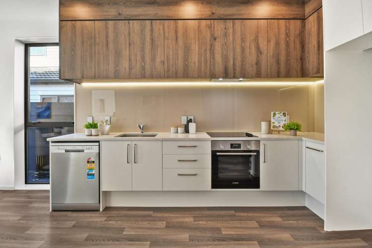 22 Great South Road Manurewa_3