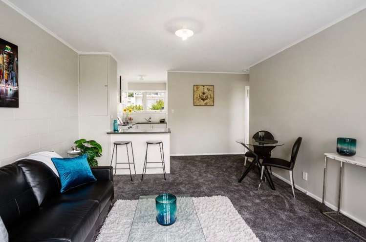 3/68 Rua Road Glen Eden_2
