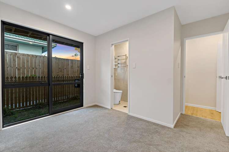 2/273 Mt Albert Road_2