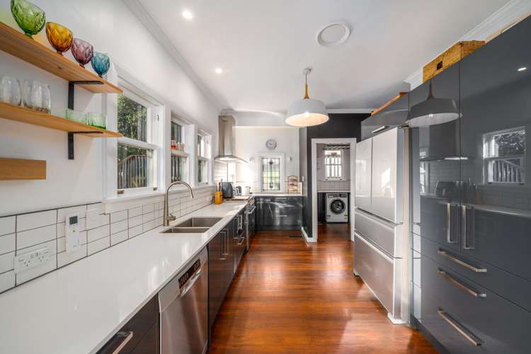 28 Handyside Street Tawa_13