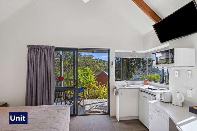 Units 6,10 and 11 at 32-34a School Road Paihia_14