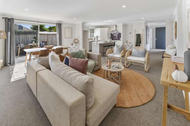 47 Kendall View Stoke_1