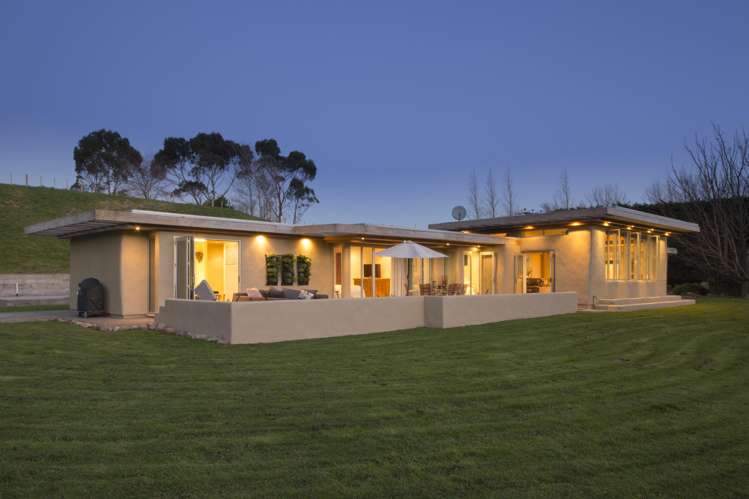 115 Turitea Road Fitzherbert_0