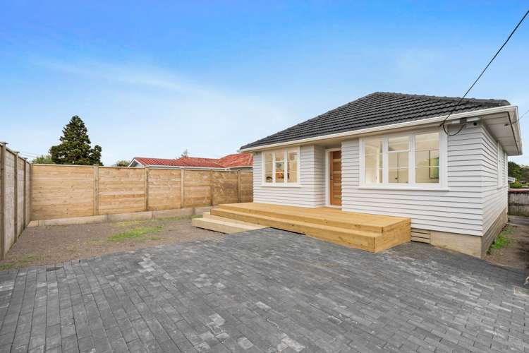 1/121 Matipo Road Te Atatu Peninsula_13