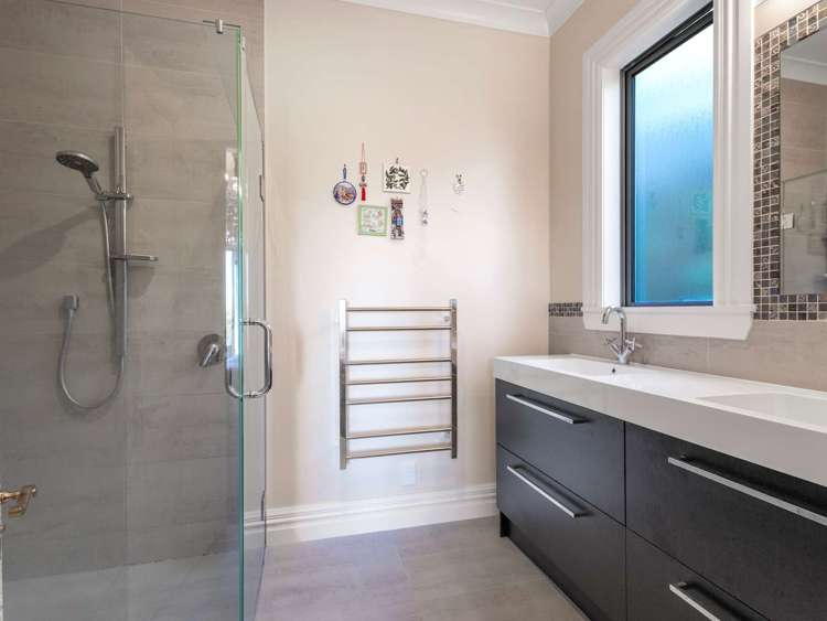 9 Kowhai Road Bluff Hill_19