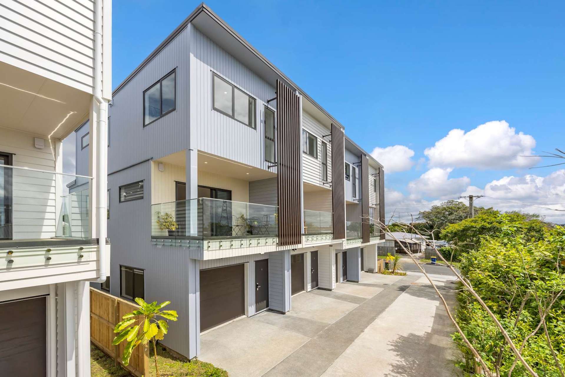 4 /3 Milich Terrace Te Atatu South_0