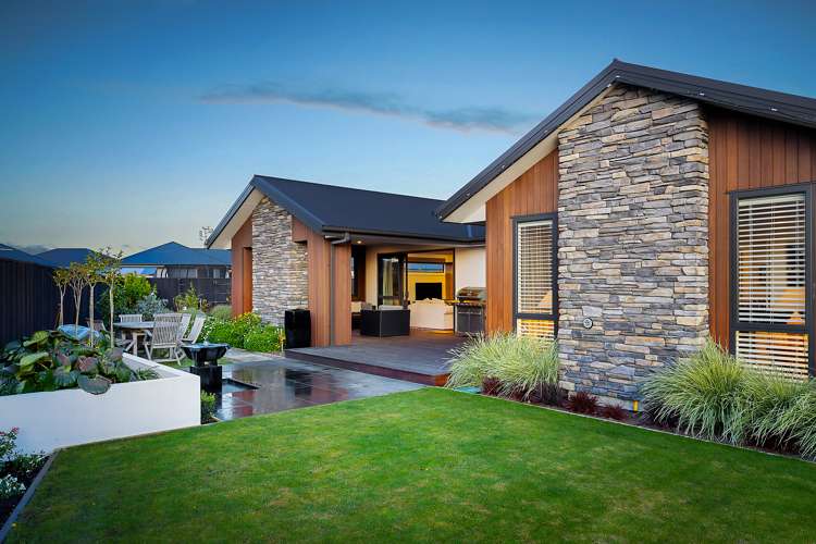 44 The Esplanade Pegasus_1