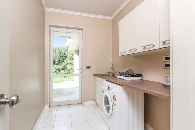 163 Judge Richardson Drive Opaheke_18