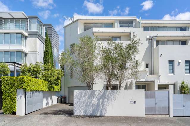 Parnell Prestige, Timeless Style