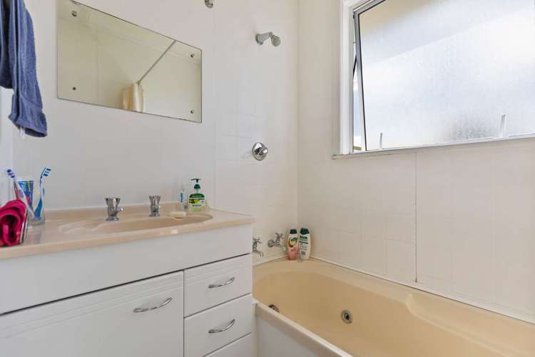 47 Carlyle Street Leamington_14