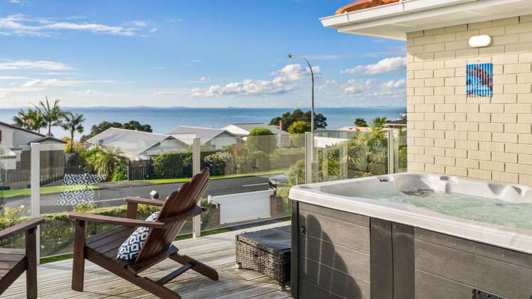 48 Torkar Road Clarks Beach_1