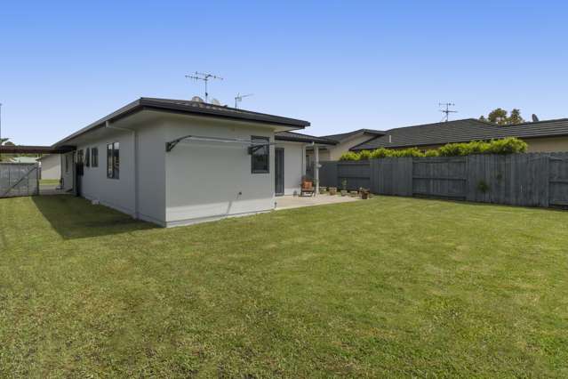 64 Solomon Street Brookfield_4