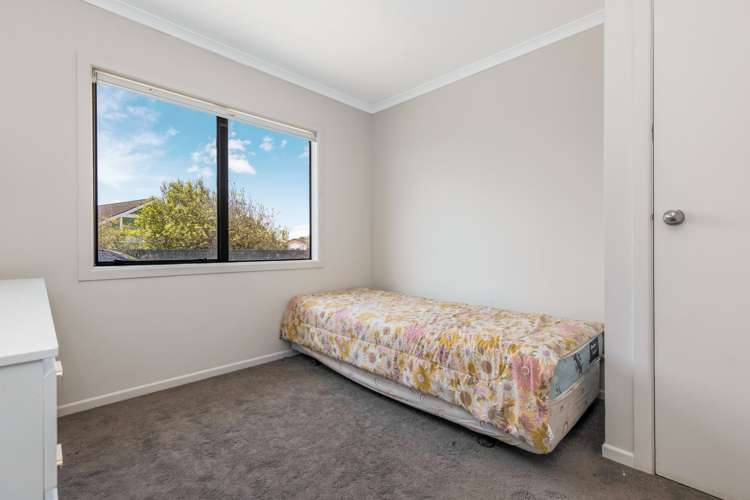 1/8 Volta Place Clendon Park_7