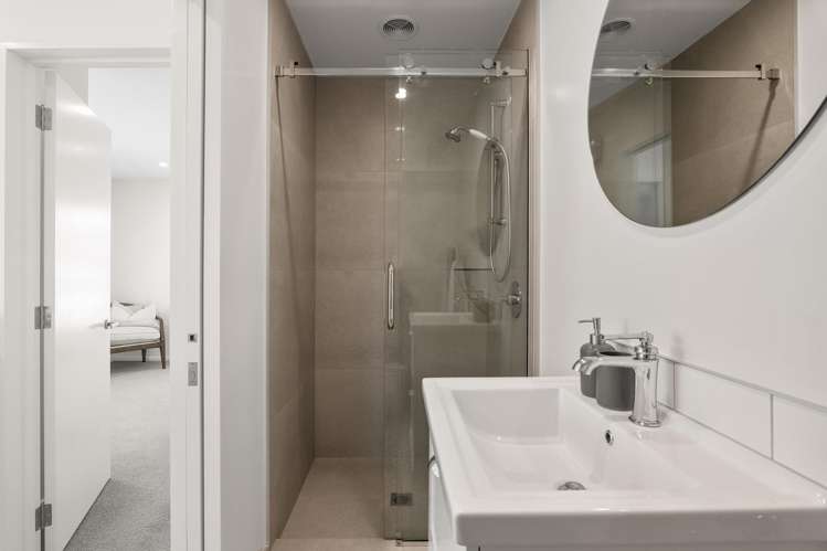 2/97 Coronation Street Spreydon_14