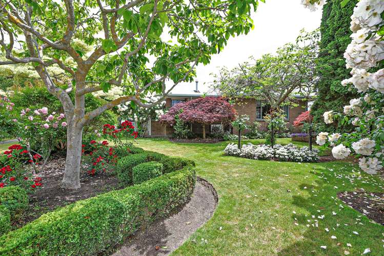 24 Brompton Drive Taradale_21