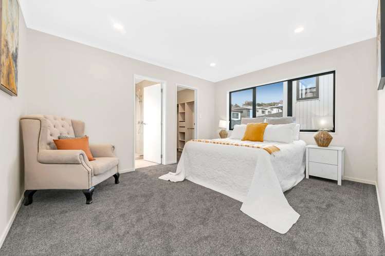 32 Adamson Rd Flat Bush_12