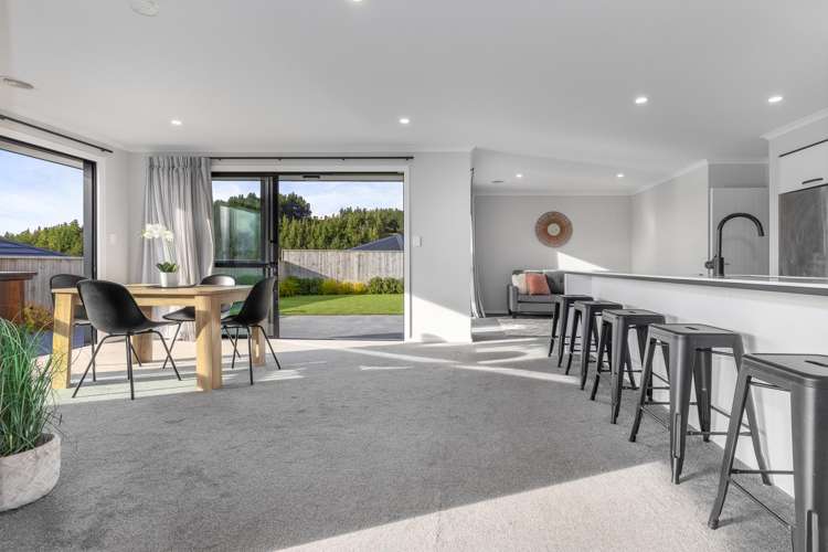 19 Schooner Drive Whitby_5