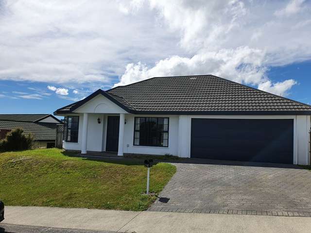 Fully Renovated 3- Bedroom House close to the City