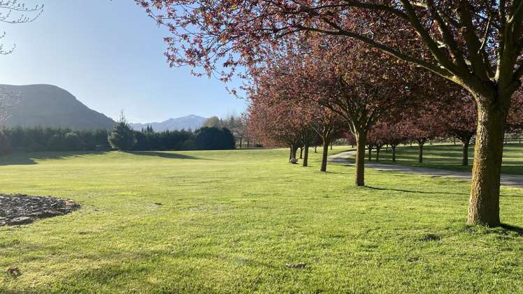 Lots 4 and 5 Heritage Views - Maxs Way Lower Shotover_2