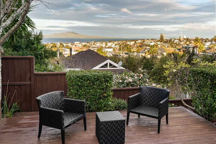 125a East Coast Road Castor Bay_18