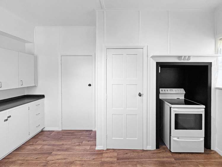 10 Clapham Place 1236_8