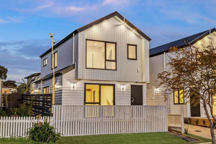 4/116 Muir Avenue Mangere Bridge_12
