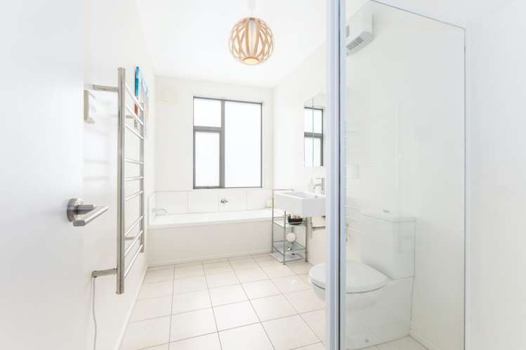 14 Ashwood Street Woodridge_19