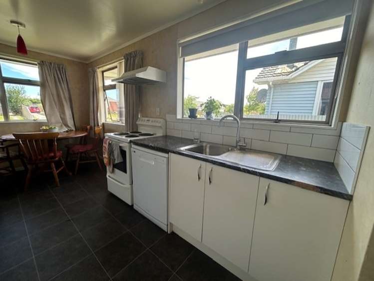 13 McCorkindale Street 10643_7