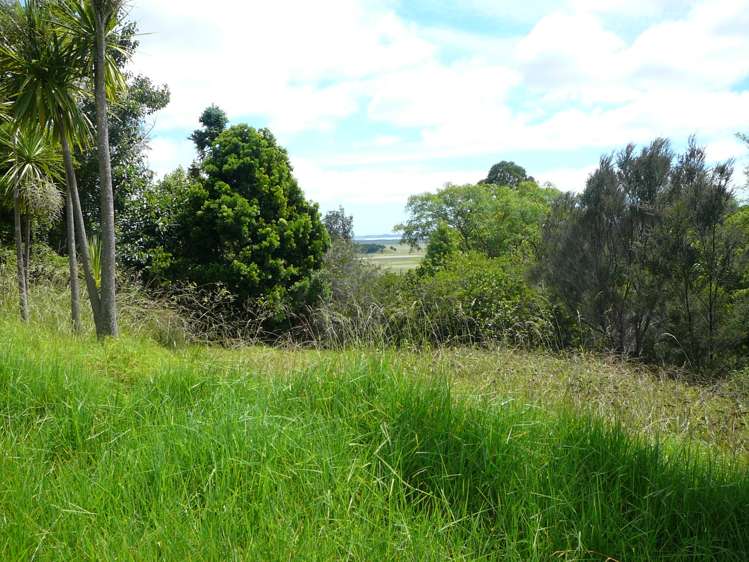 42 Mangatete Heights Kaingaroa_6