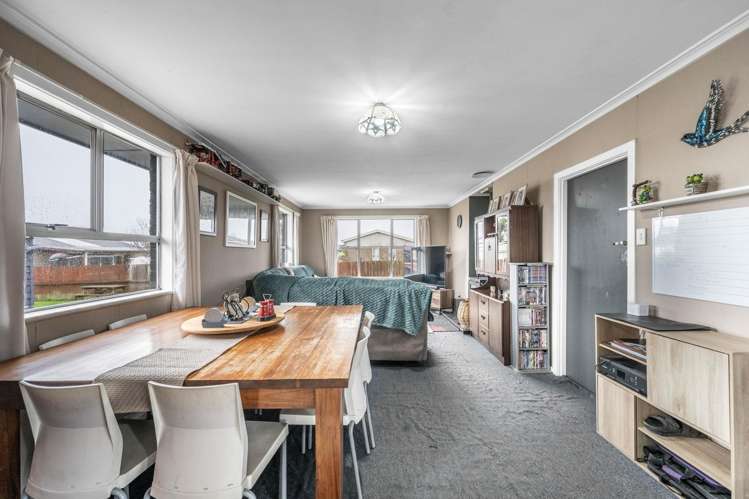 51 Forfar Crescent Rockdale_2