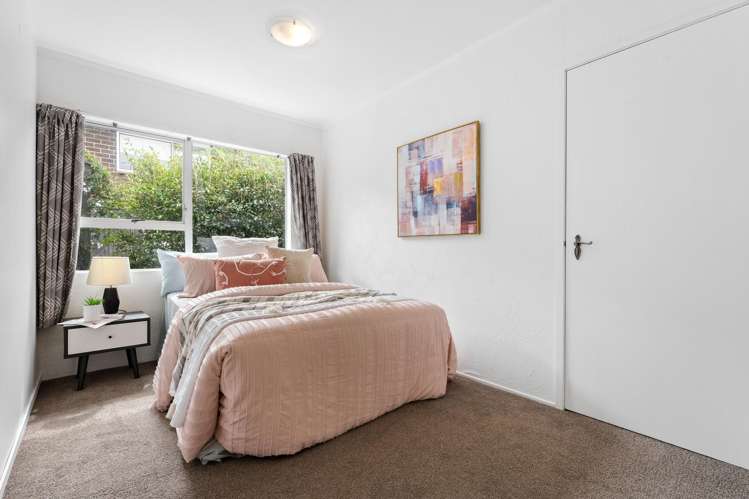 40 Stapleford Crescent Browns Bay_13