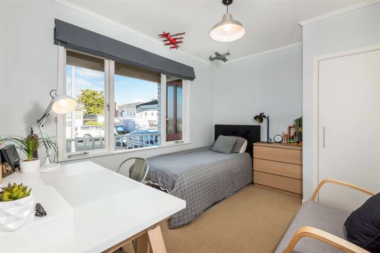 4 Creamer Avenue Belmont_17